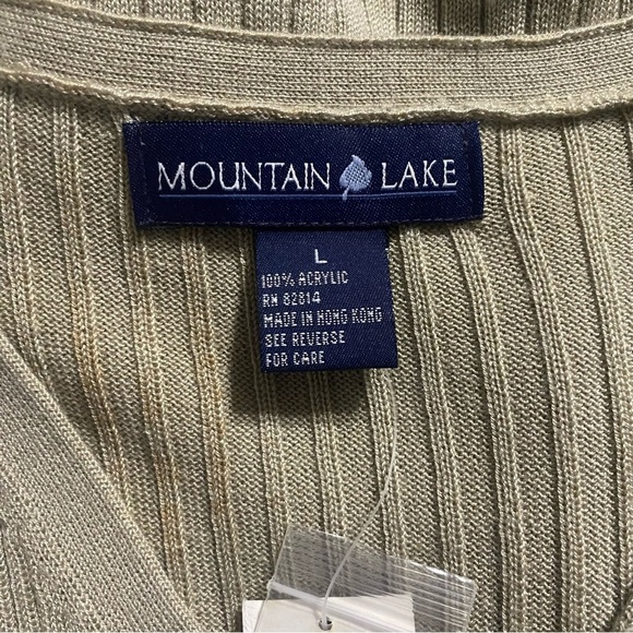 NWT Mountain Lake Beige Knit Short Sleeve Cardigan - Picture 4 of 4